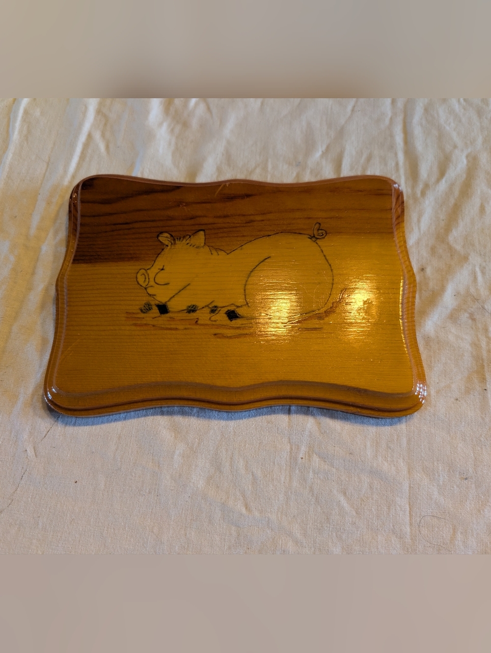 2/20$ Vintage Brown Wooden Pig Wall Art